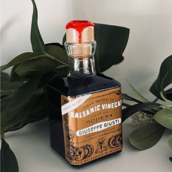 Giuseppe Gran Deposito Modena Italian Balsamic Vinegar Giuseppe Giusti 8.4 oz - Picture 1 of 8